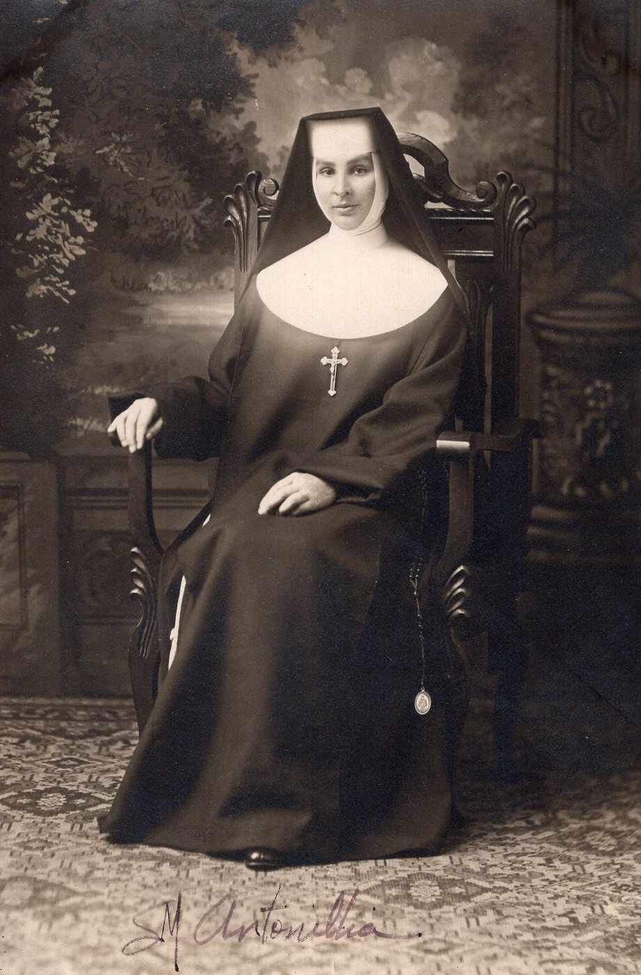 Sister Antonilla Nowak — Profession, 1924